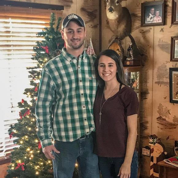 Meet your Posher, Kayla - Picture 1 of 1